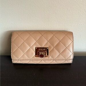 Michael Kors Women’s Tan Quilted Leather Wallet 4”x8” Turn Lock